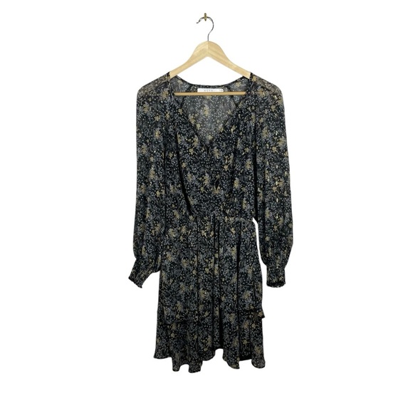 NWOT ASTR The Label Faux Wrap Blouson Chiffon Dress in Black/Gold Size M - Picture 5 of 17